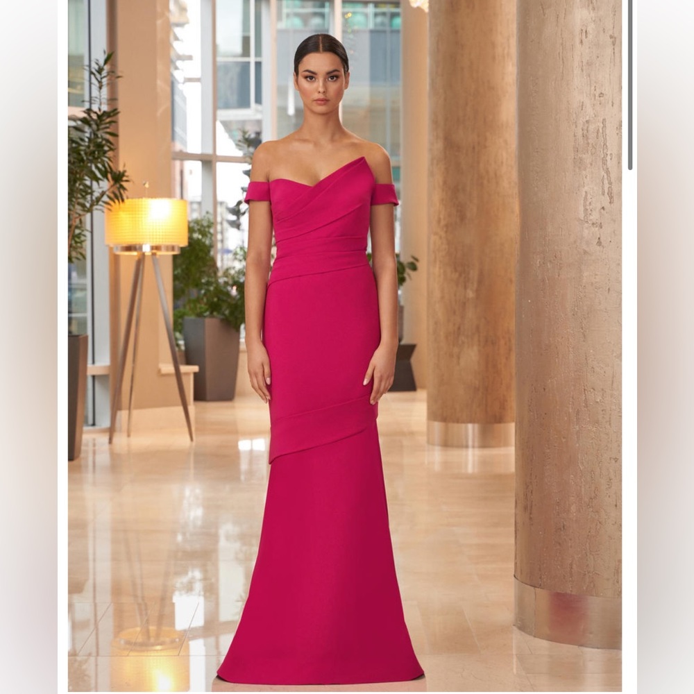 NWT,ALEXANDER BY DAYMOR 1054,Fuchsia